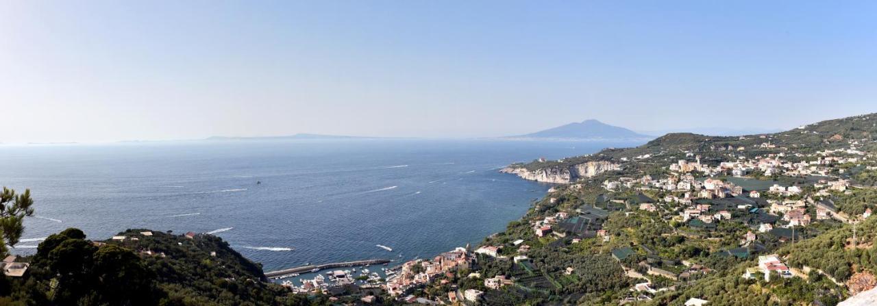 Villa Il Profumo Di Capri Massa Lubrense Exterior foto